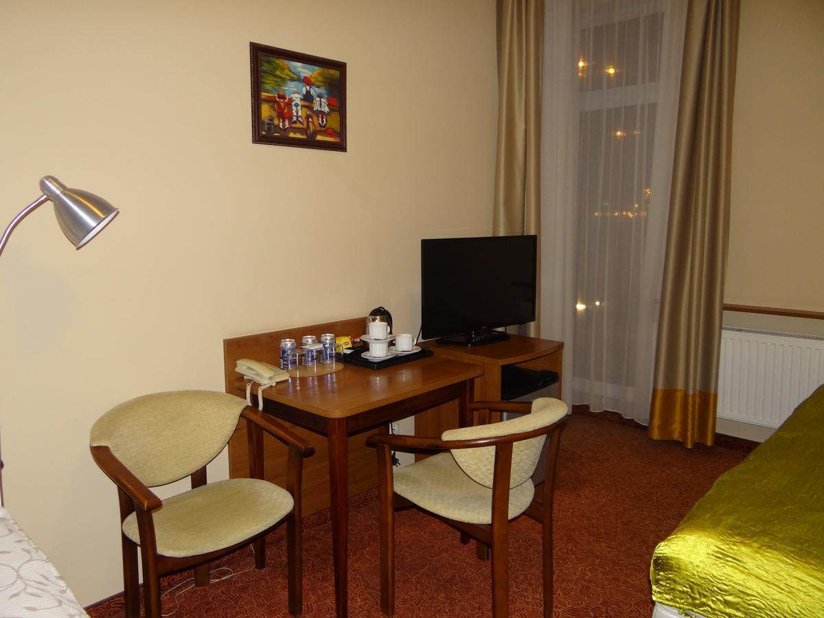 Grot Hotel Malbork Exterior photo